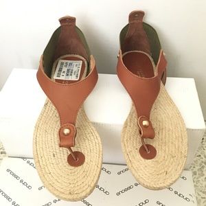 ** New sandals size 6